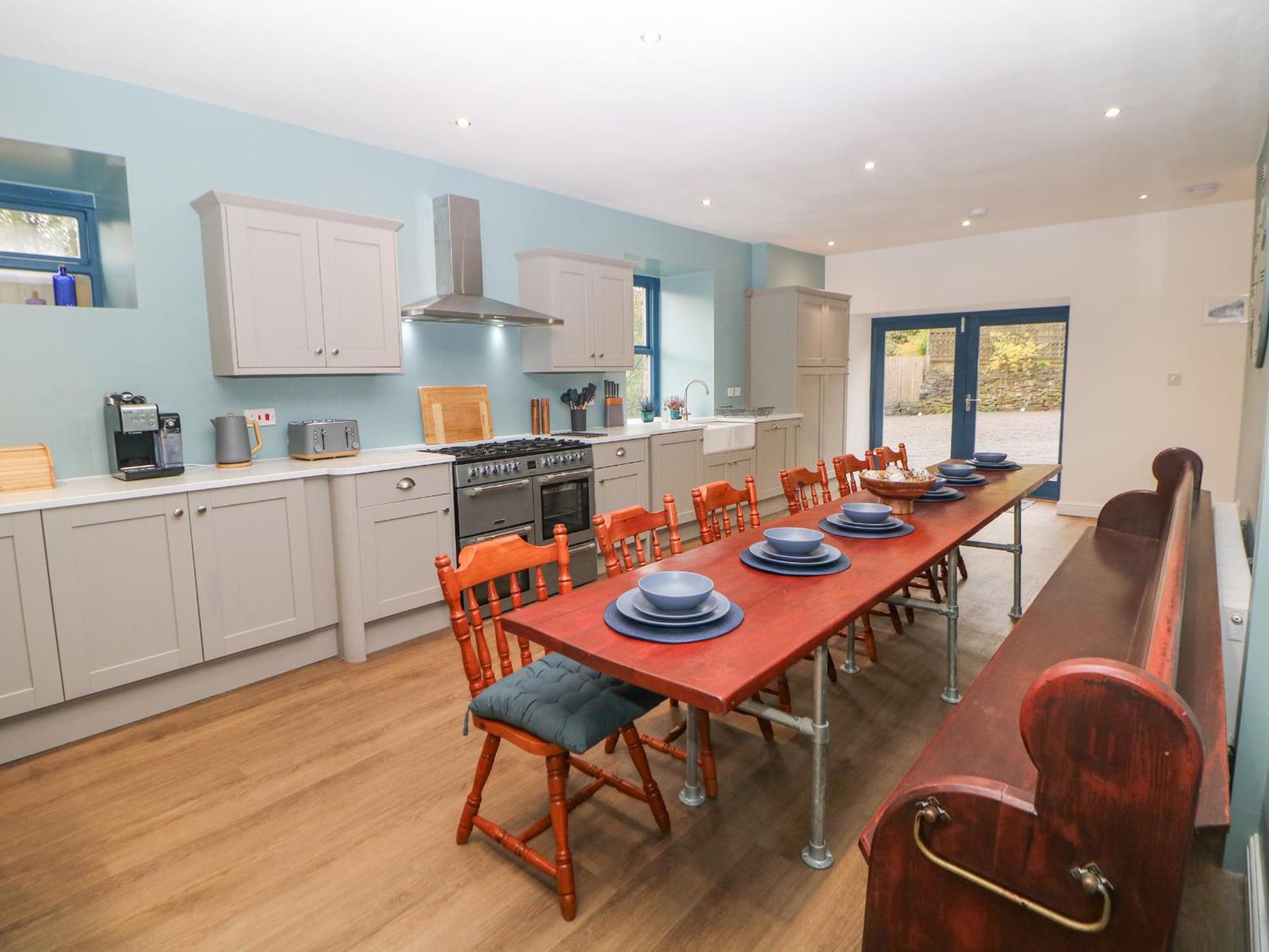 Blue Ron'S Villa Birch Vale Bagian luar foto