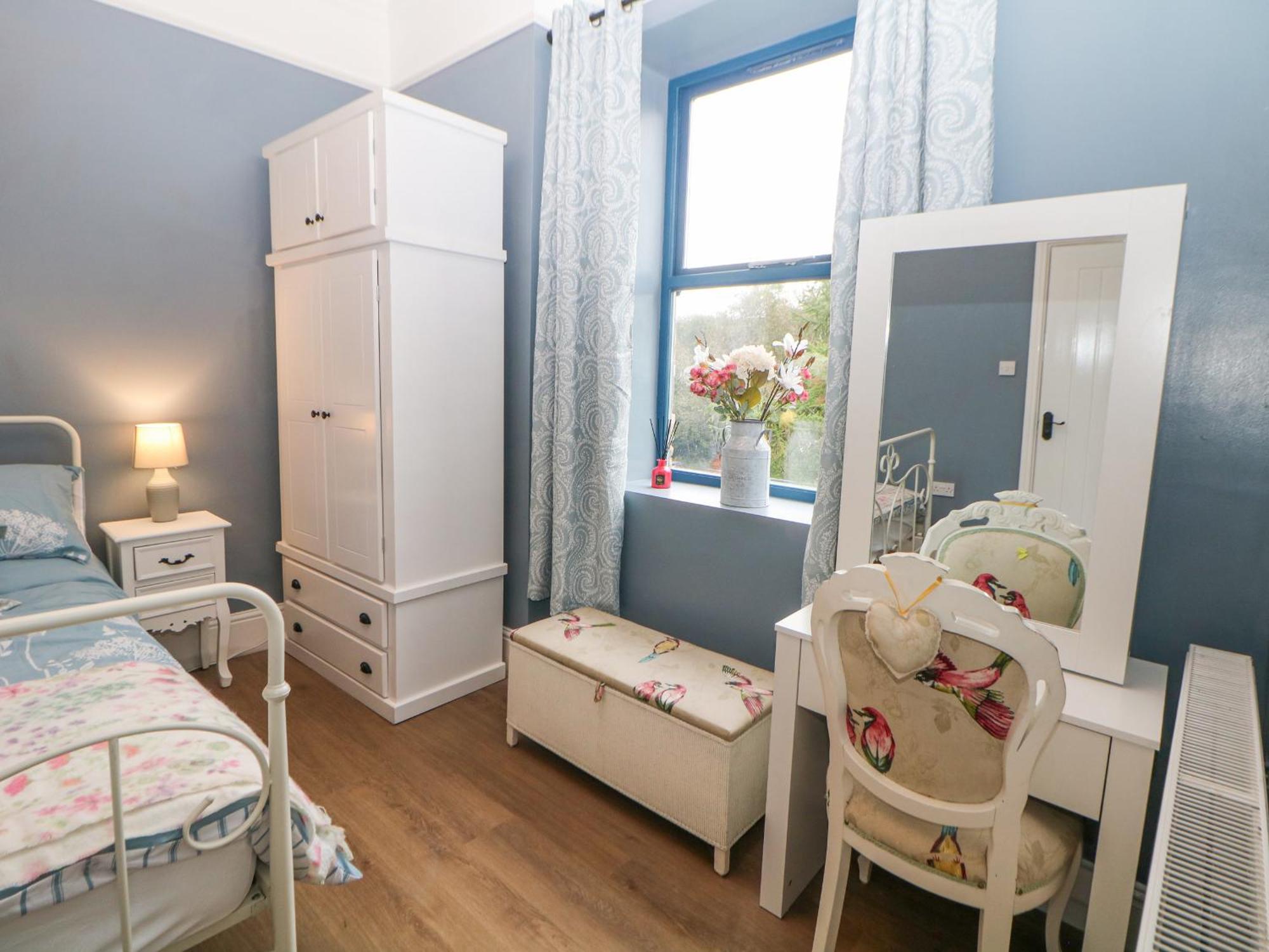 Blue Ron'S Villa Birch Vale Bagian luar foto