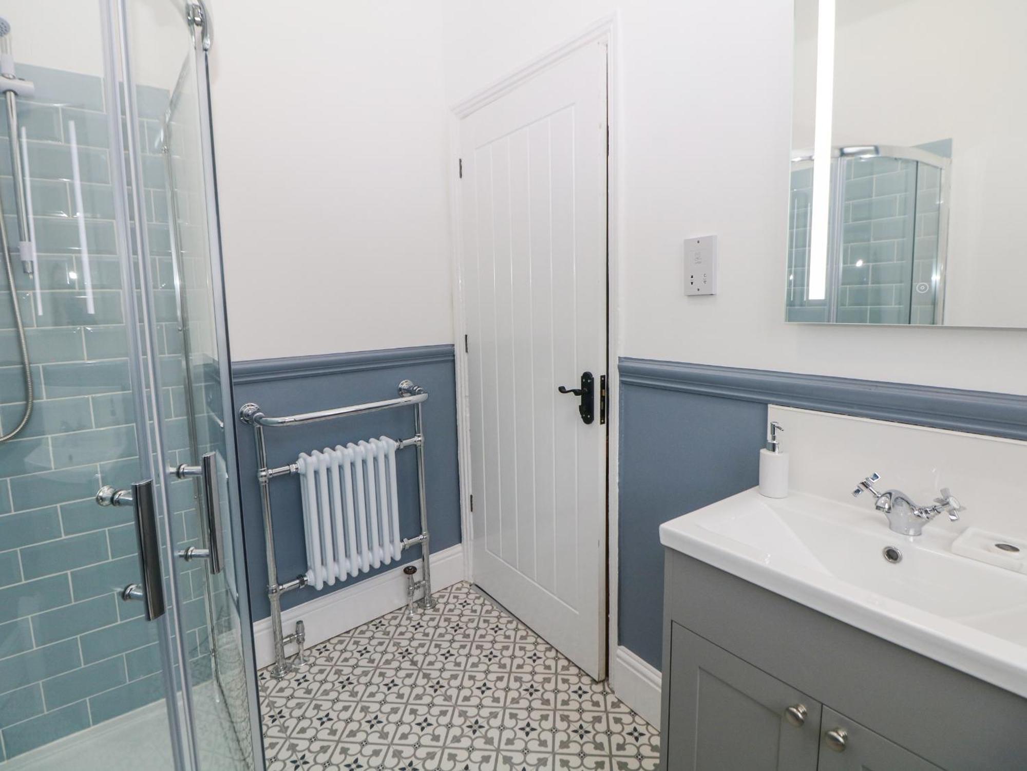 Blue Ron'S Villa Birch Vale Bagian luar foto