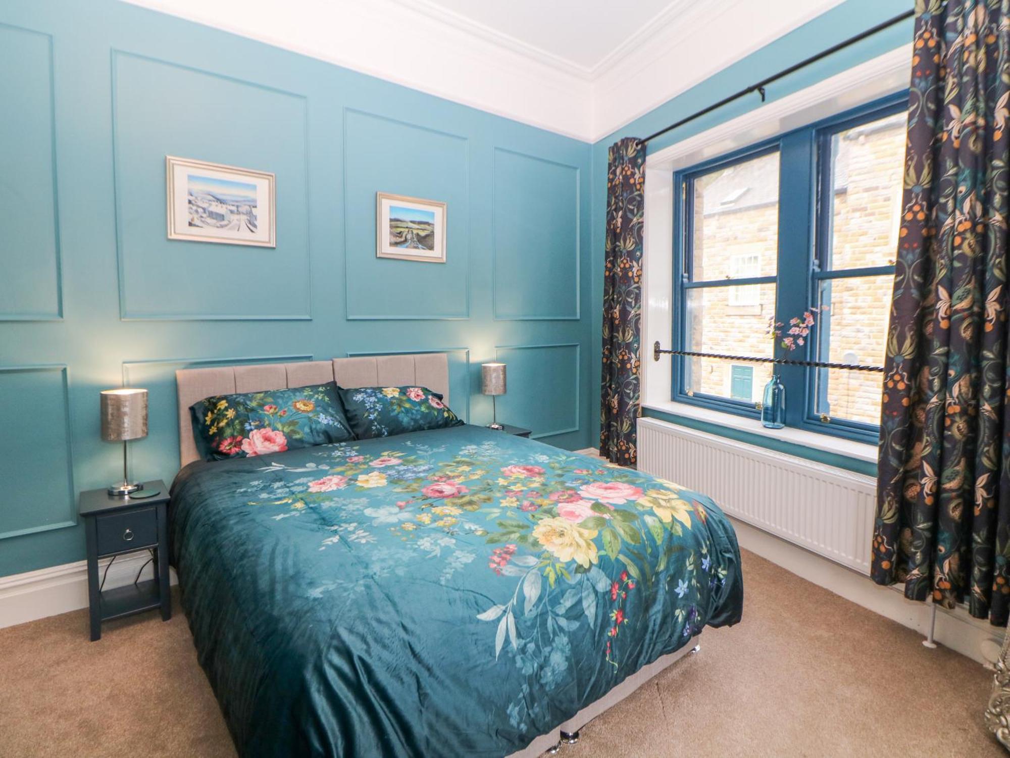 Blue Ron'S Villa Birch Vale Bagian luar foto