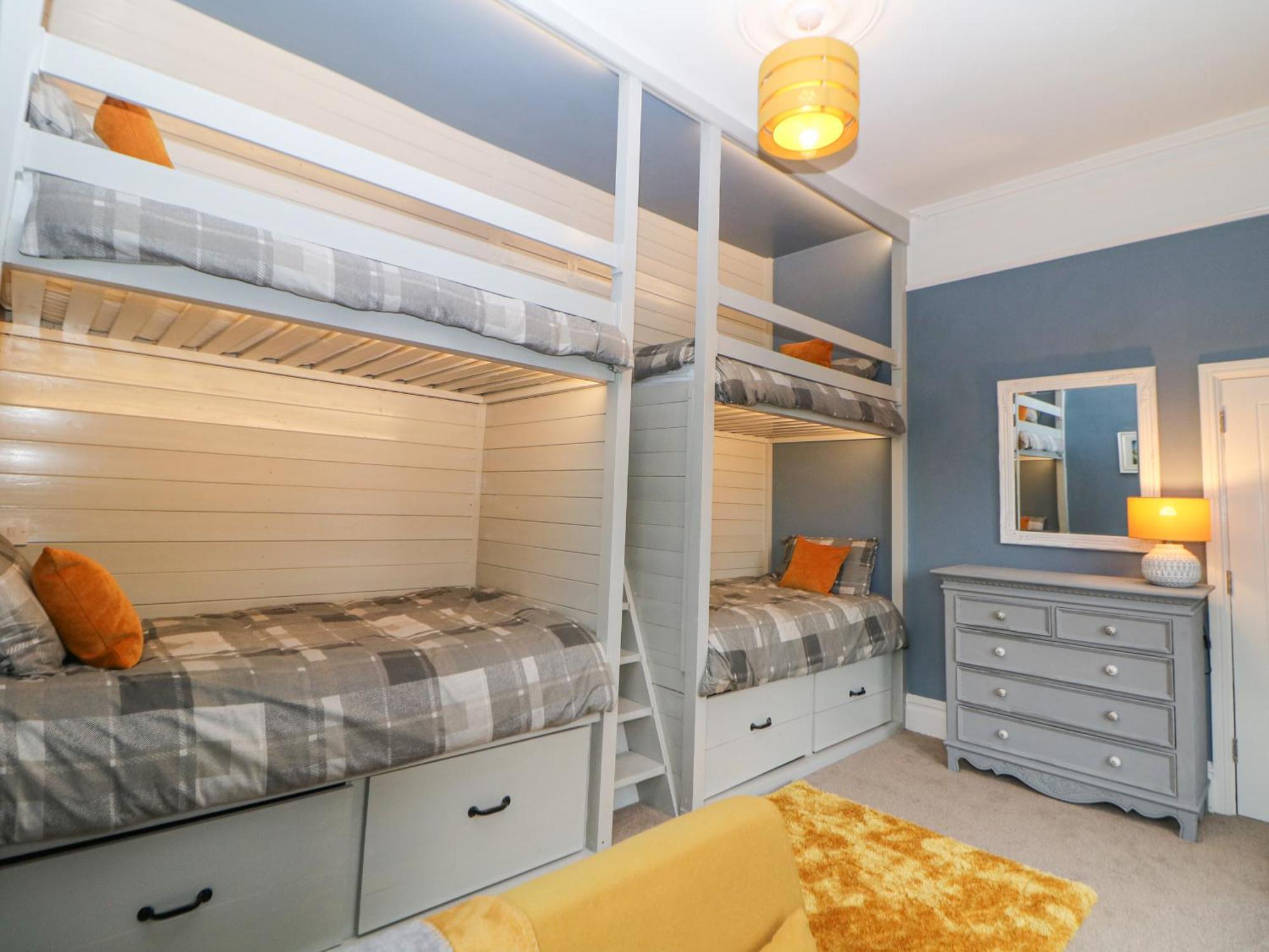 Blue Ron'S Villa Birch Vale Bagian luar foto