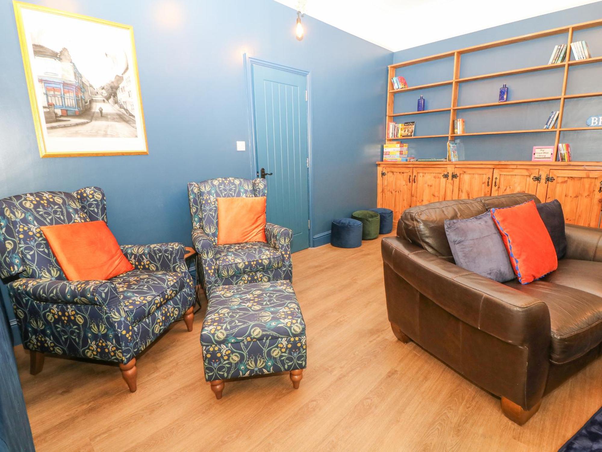 Blue Ron'S Villa Birch Vale Bagian luar foto