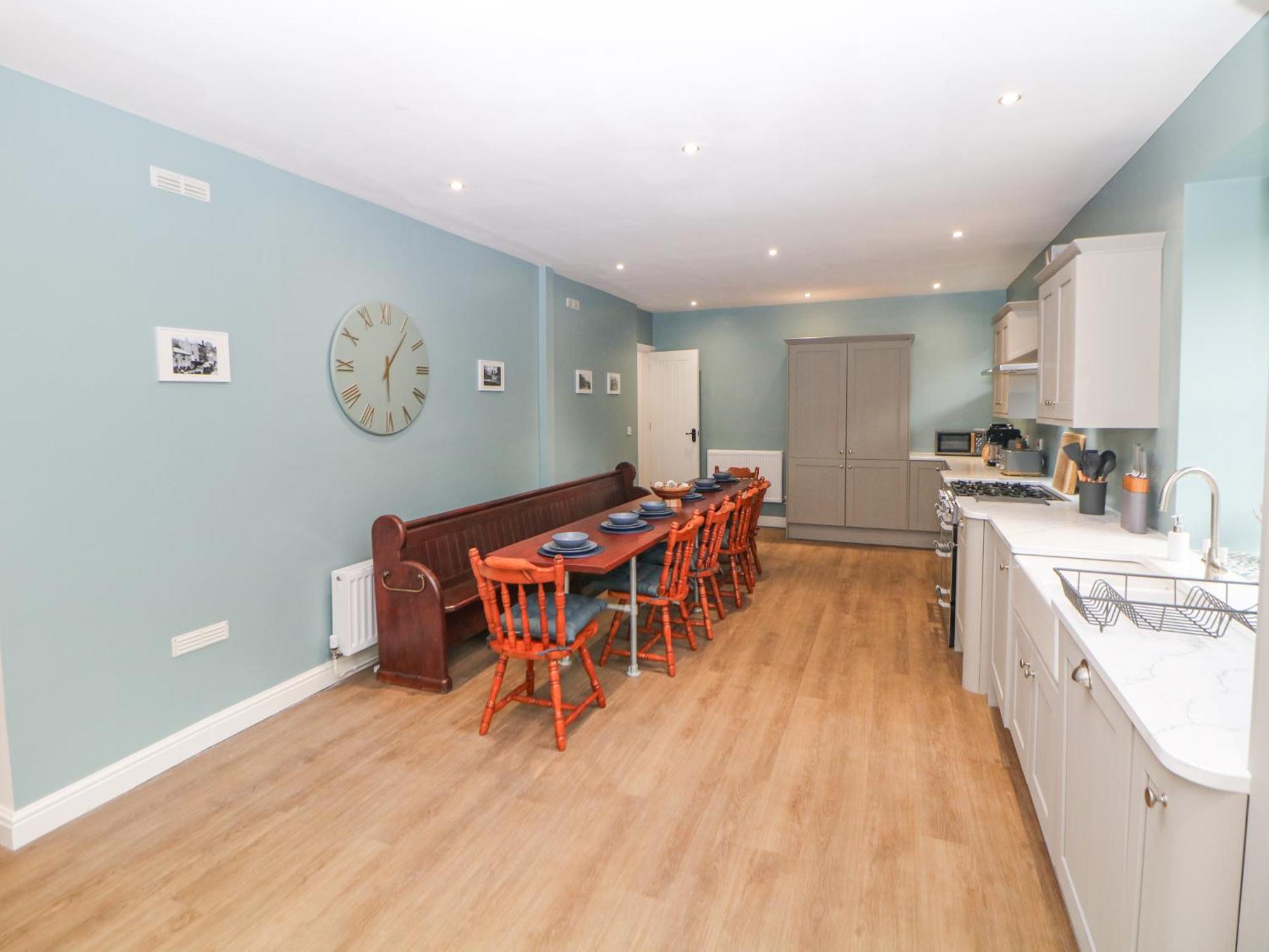 Blue Ron'S Villa Birch Vale Bagian luar foto