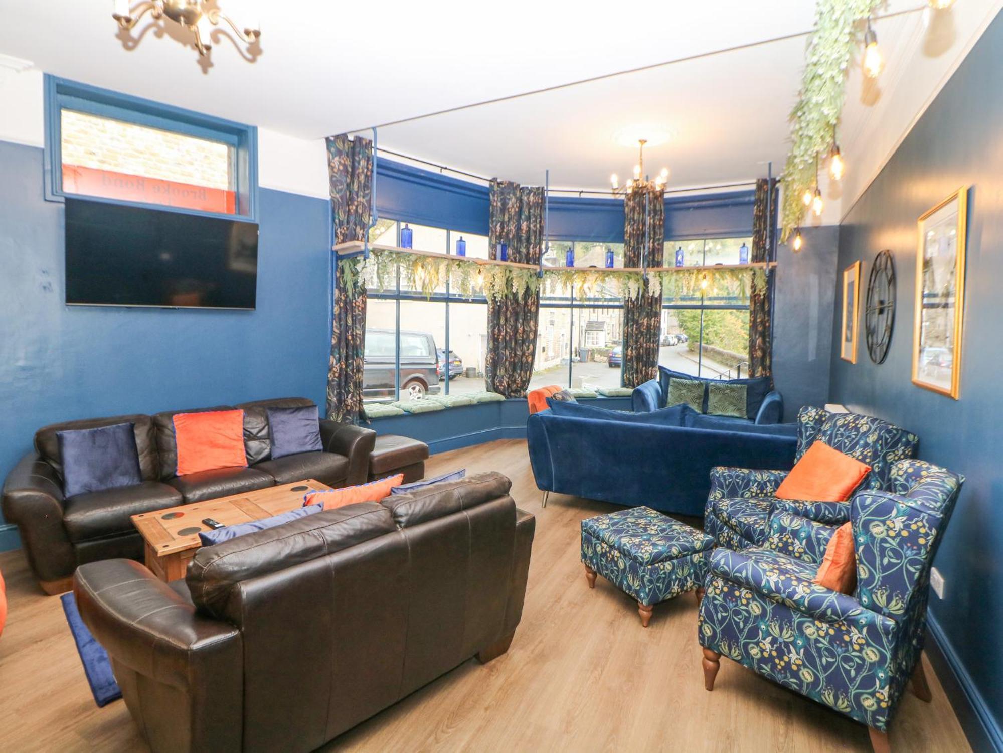 Blue Ron'S Villa Birch Vale Bagian luar foto